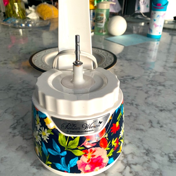 The Pioneer Woman Kitchen Pioneer Woman Food Processor Base Floral